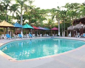 Bay View Hotel - San Carlos - Piscina