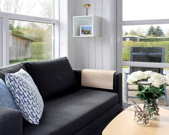 6 Person Holiday Home in Esbjerg V - Esbjerg - Stue