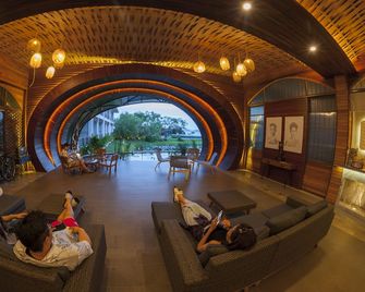 บ้านริมอ่าว - จันทบุรี - ล็อบบี้