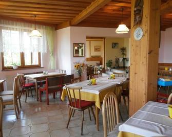 Ferienpension Garni Hubert Rigelnik - Sankt Kanzian - Restaurante