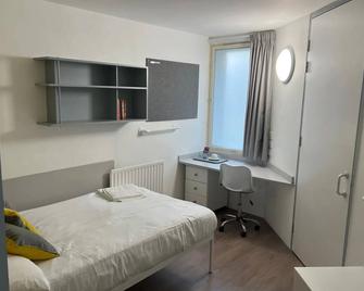 Pittville Student Village in Cheltenham - Cheltenham - Bedroom