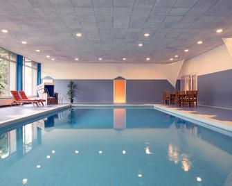 Mercure Hotel Stuttgart Sindelfingen an der Messe - Sindelfingen - Pool