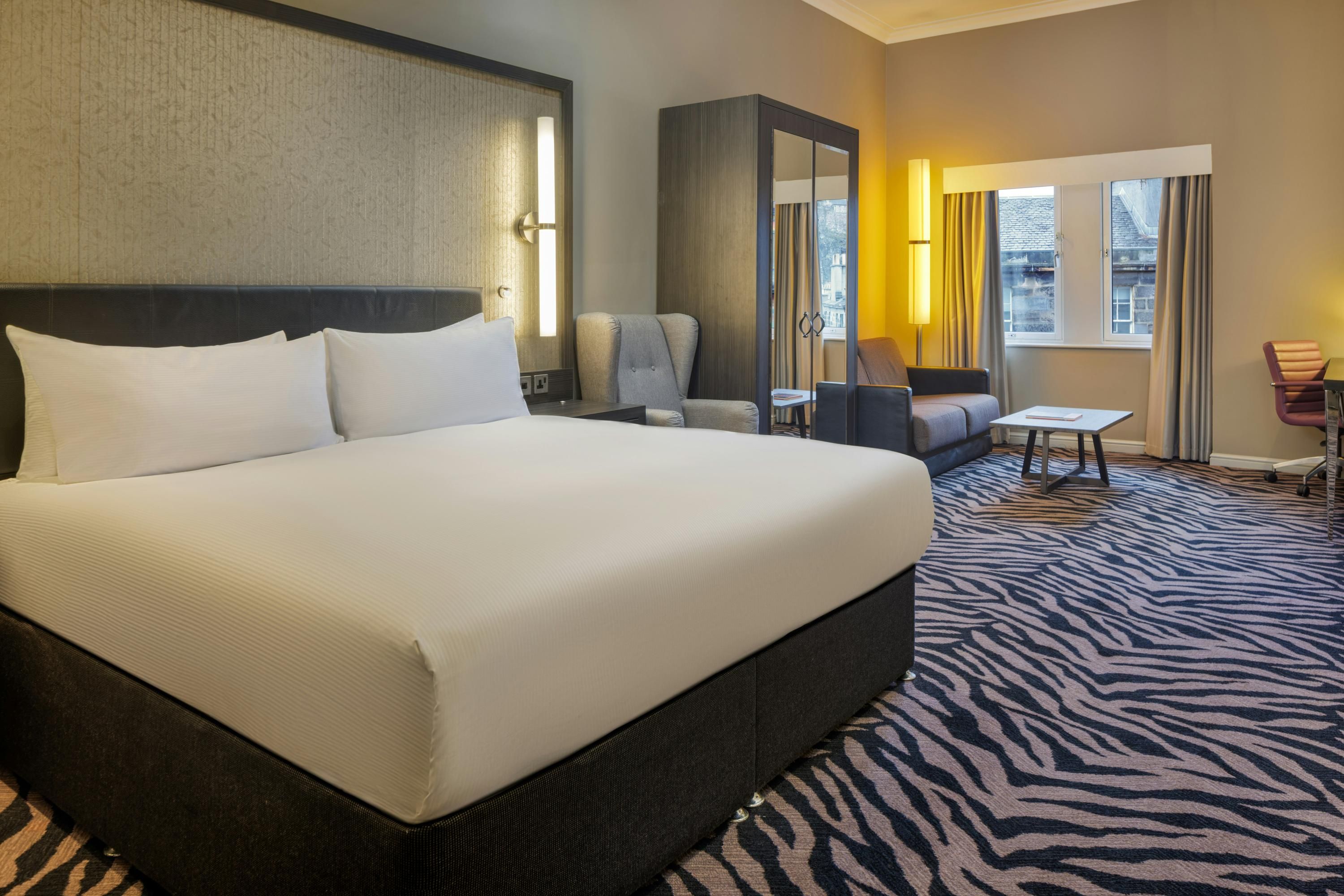 DoubleTree by Hilton Edinburgh City Centre - אדינבורו - חדר שינה