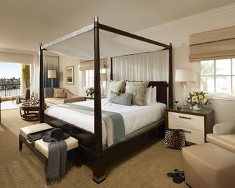 Balboa Bay Resort - Newport Beach - Bedroom