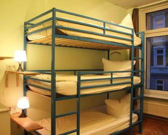 Buch-Ein-Bett Hostel - Hăm-buốc - Phòng ngủ