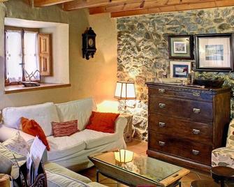 Casa Susarón - Puebla de Lillo - Living room