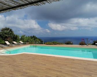 Oroverde - Bergeggi - Pool