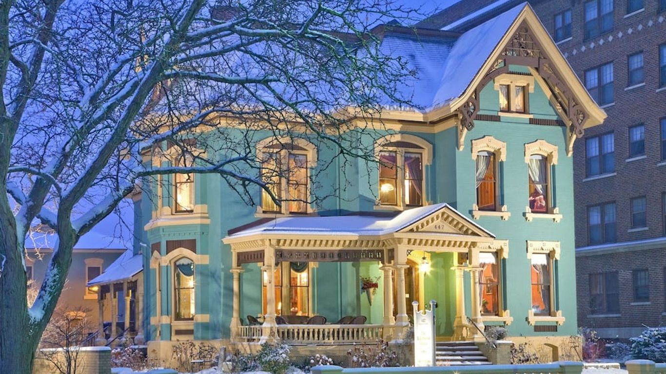 The Kalamazoo House Downtown Hotel and Suites