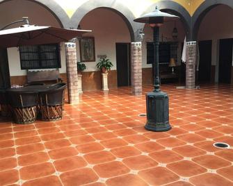 Rest in this Hacienda In the heart of México - Santa María del Río - Lobby