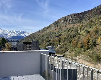 Coeur Barèges duplex 4 bedrooms, top floor residence, terrace overlooking the valley - Barèges - Balcony