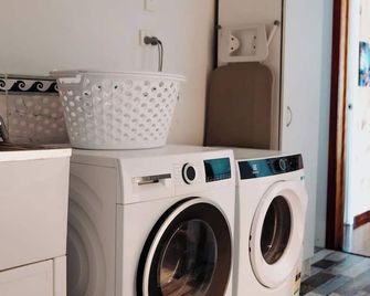 Rustic Retreat Esperance - Esperance - Laverie