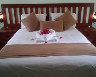 Masikiro Self-Catering Units - Kasane - Slaapkamer