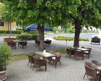 Landhotel & Steakhaus Mareen's - Elsterheide - Patio