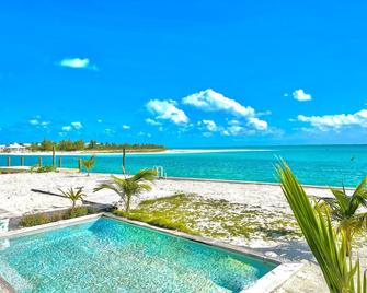 luxurious home with 360 degree ocean views - Great Guana Cay - Pool
