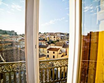 La Casa Nel Borgo Antico - ملفي - شرفة