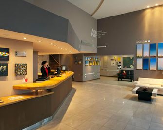 Hotel Piren - פוארטו מדרין - דלפק קבלה