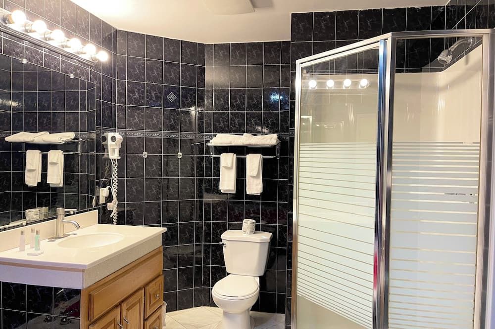 Thriftlodge by Wyndham Moncton thumbnail 3