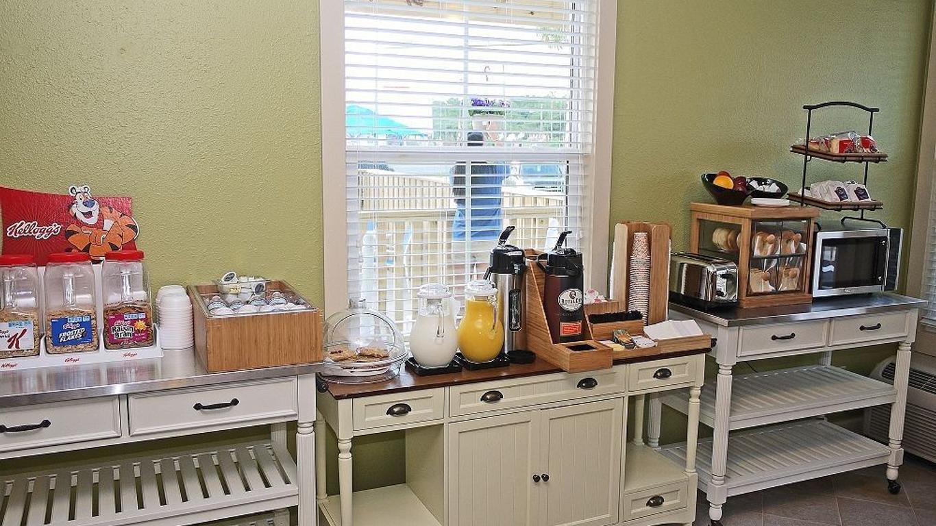 Ocean Sands Beach Boutique Inn