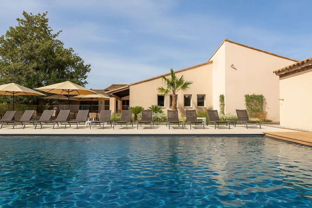 Golden Tulip Avignon Le Paradou