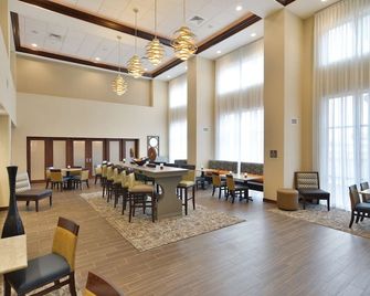 Hampton Inn & Suites Chippewa Falls - Chippewa Falls - Restaurante