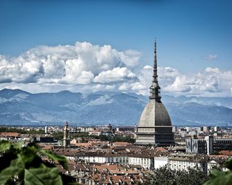 Domus Hotel - Caselle Torinese - Außenansicht