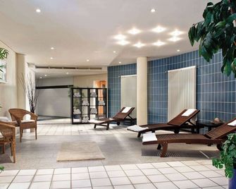 Wyndham Garden Hennigsdorf Berlin - Hennigsdorf - Patio