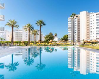 THB San Fermín - Benalmádena - Piscina