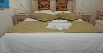 Cypriot Swallow Boutique Hotel - Nicosia - Bedroom