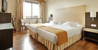 Hotel Blanca de Navarra - Pamplona - Schlafzimmer