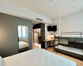 Hotel Leonessa - Brescia - Camera da letto