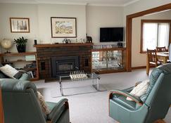 Charming Cottage Retreat perfect for that longer stay - Lindisfarne - Sala de estar