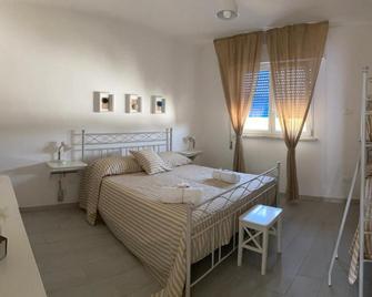 Pinulà - Maruggio - Habitación