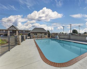 Best Western Plus Weatherford - Weatherford - Piscina