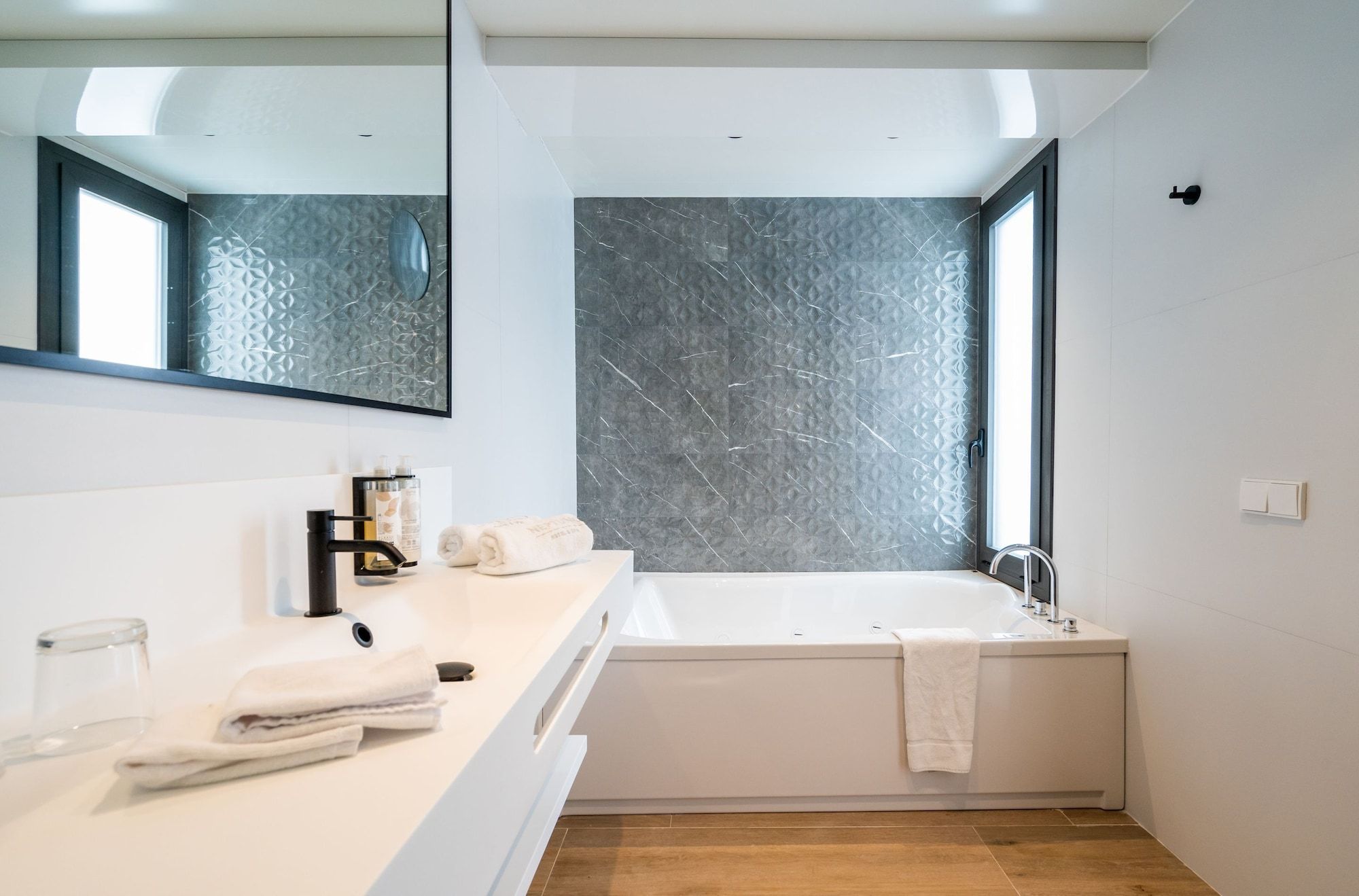 Neptuno Hotel & Spa - קאללה