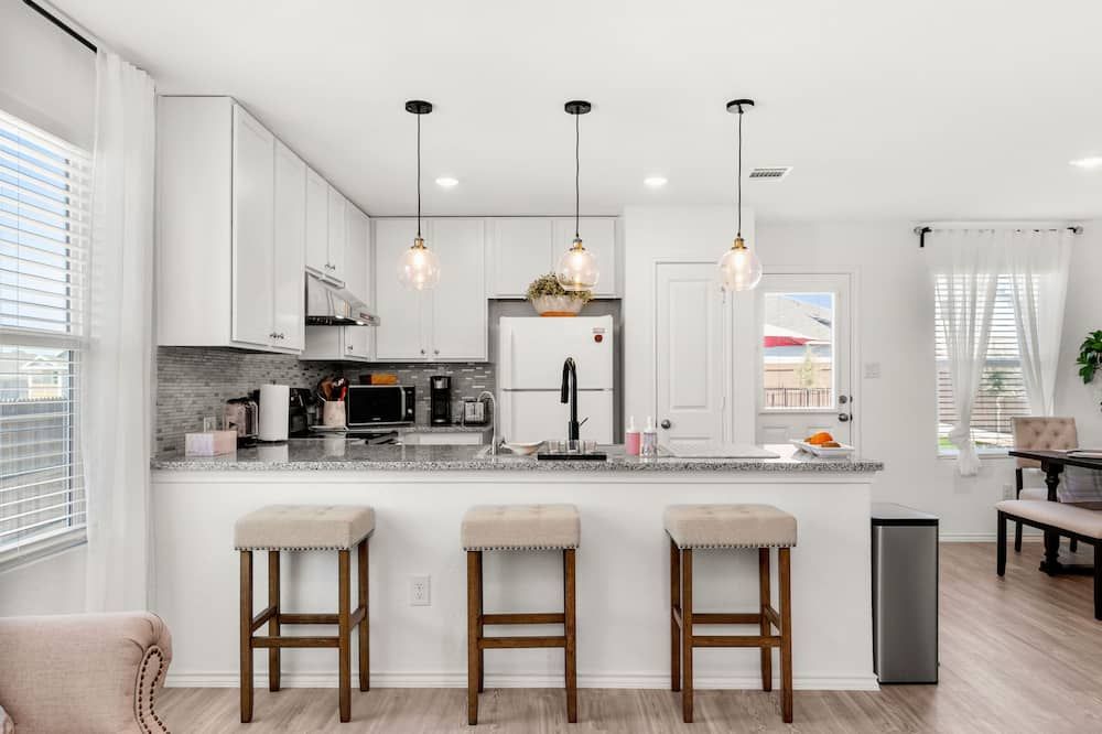 Lackland AFB and Sea World! Movie theatre and Gym - سان انطونيو - مطبخ