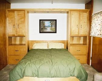 Charming Studio Apartment in Picturesque Kernville - Kernville - Schlafzimmer