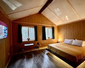 Roberts Lodge - Tok