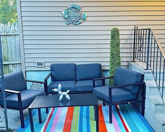 Cozy quarters - Albany - Patio