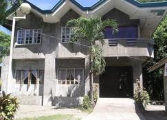 Private Space For Rent, 10 Pax - Catarman - Building