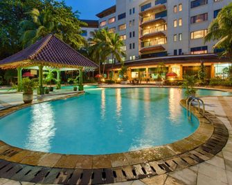Sahid Jaya Lippo Cikarang - Cikarang - Pool