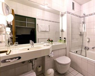Parkhotel Hammerberg - Stolberg - Badkamer