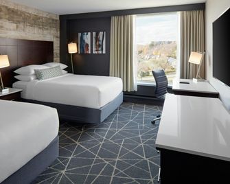 Delta Hotels by Marriott Sherbrooke Conference Centre - Sherbrooke - Habitación