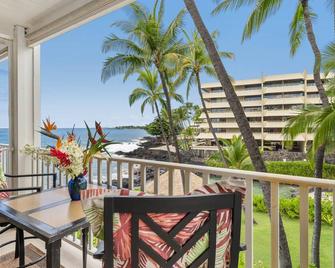 Ocean & Lagoon View Condo! - Hale Kona Kai 309 by Casago Kona - Kailua-Kona - Balcony