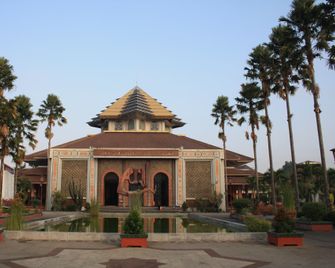 Kona Backpaker Syariah - Depok