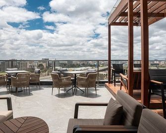 Okash City Boutique Hotel - Найробі - Балкон