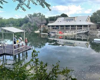 Panorama Campsite at Lake Godstone - Jacksboro - Edificio