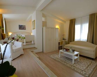 Hotel Viscardo - Forte dei Marmi - Sala de estar