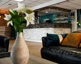 Brit Hotel Argentan - Argentan - Lobby