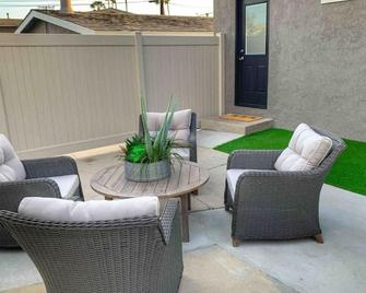 Huntington Highlight - Pool, Patio, Close To Beach - Huntington Beach - Patio