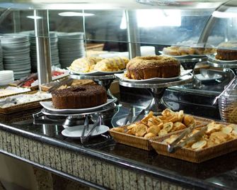 Hotel Dan Inn Express Foz do Iguaçu By Nacional Inn - Foz do Iguaçu - Buffet